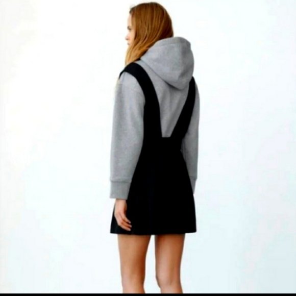 COPY - Zara overall dress - Picture 3 of 6